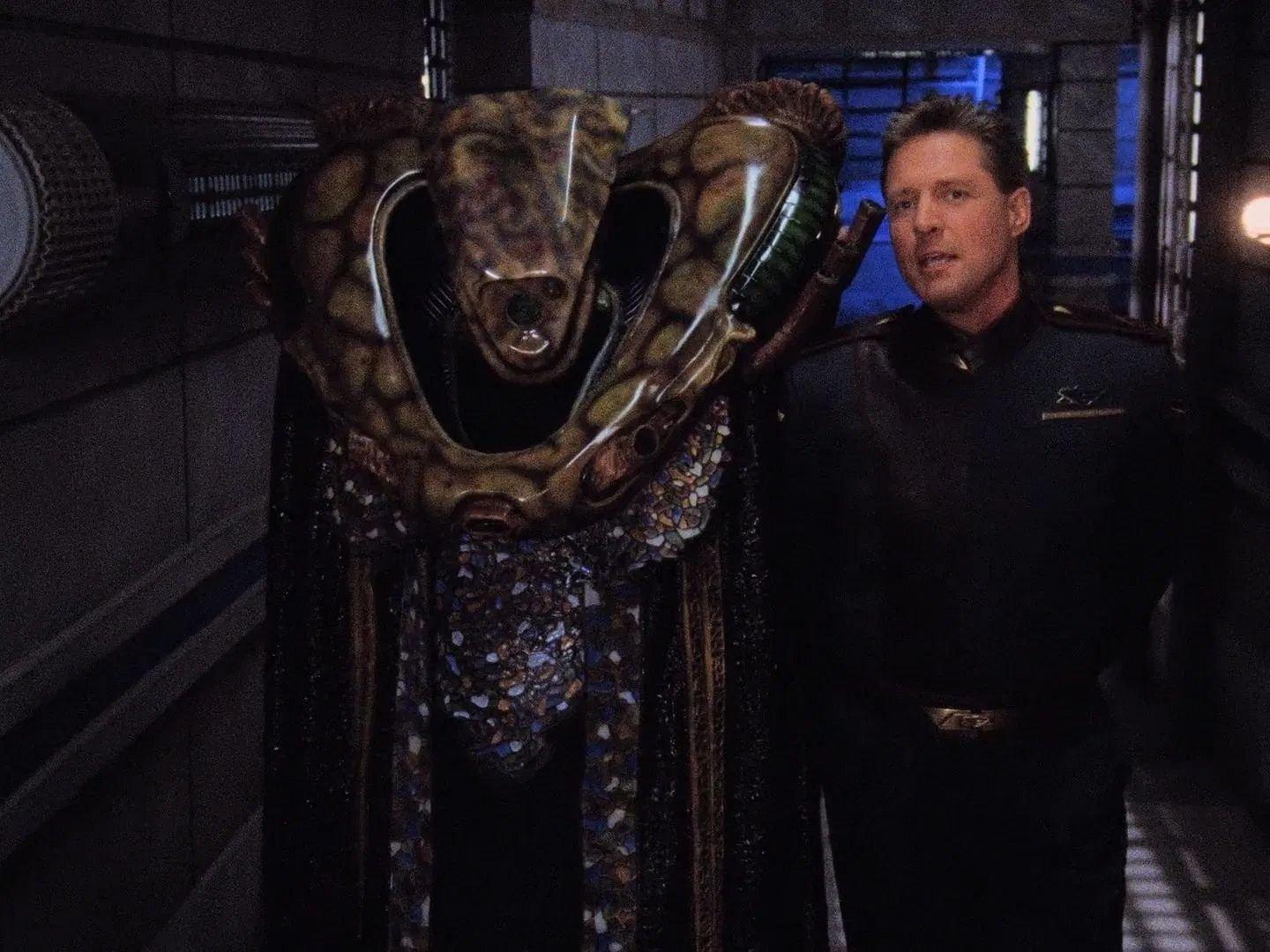 Still from Hunter, Prey