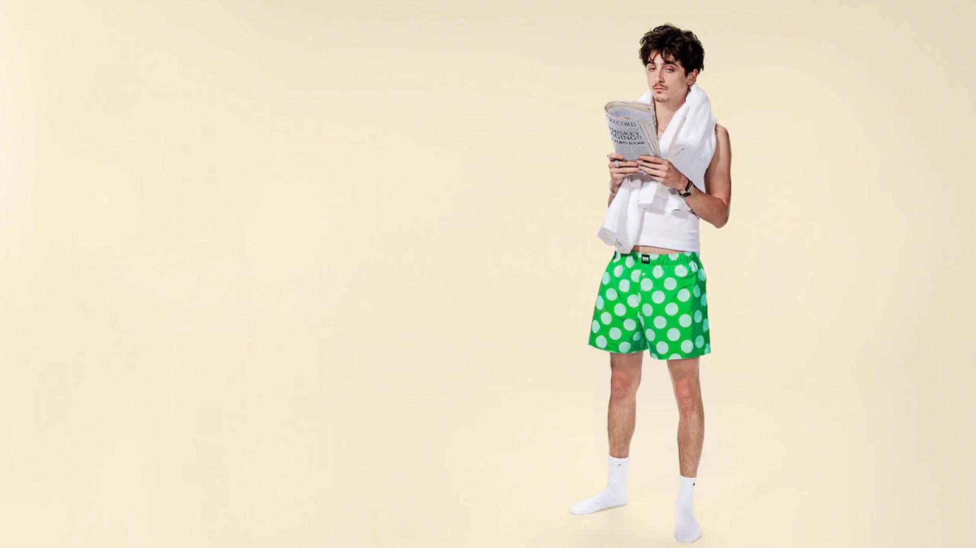 Still from January 25 - Timothée Chalamet
