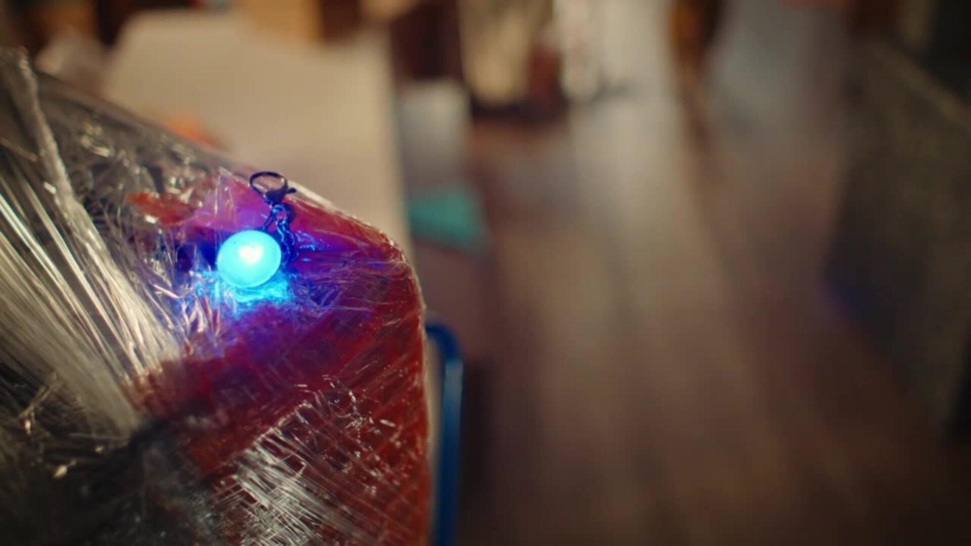 Still from A Room with a Clue
