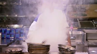 Still from 7 Chefs Compete (2)