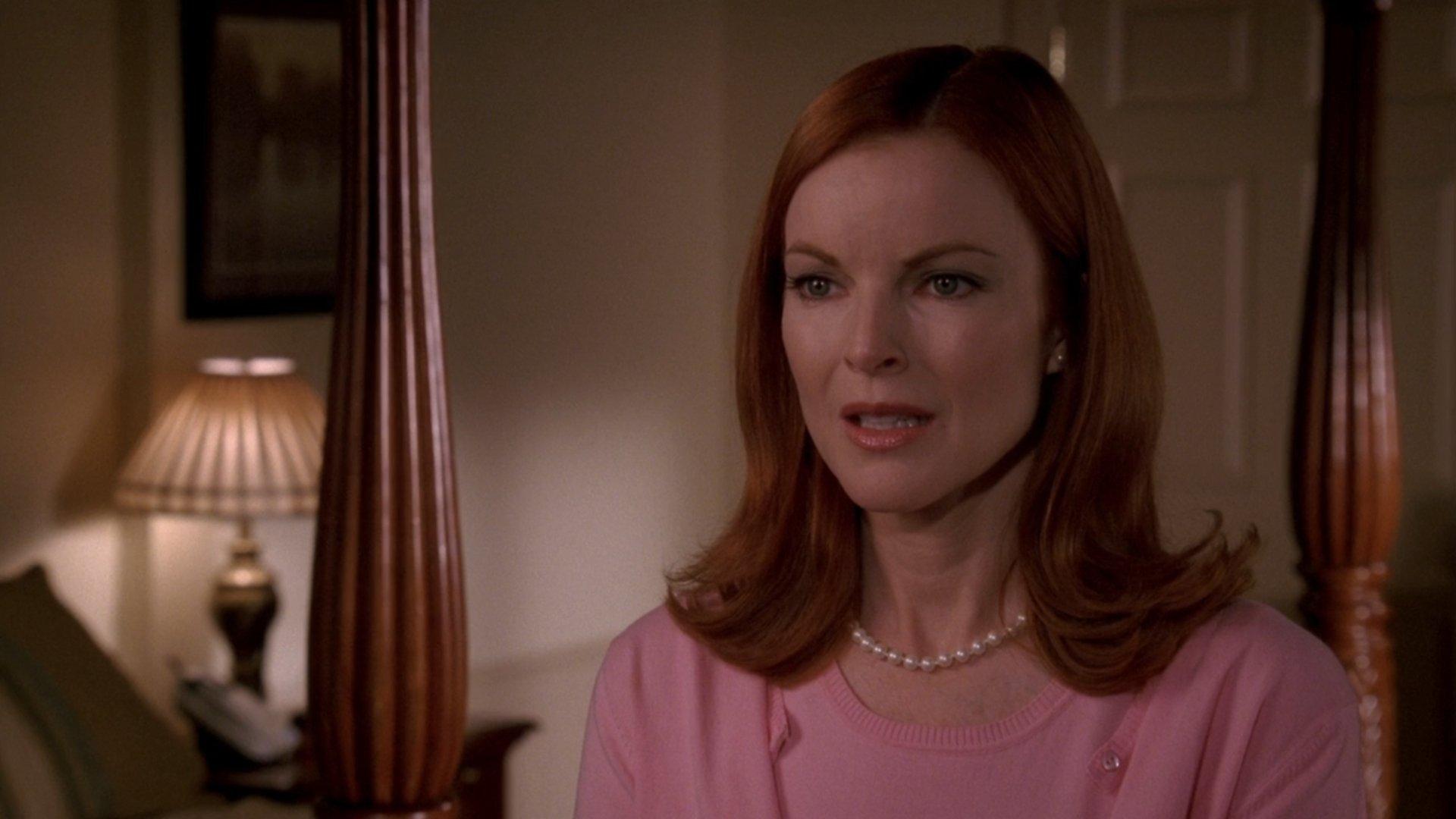 Still from Pretty Little Picture
