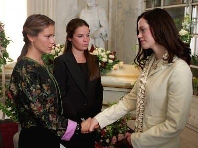 Still from Charmed Again (1)