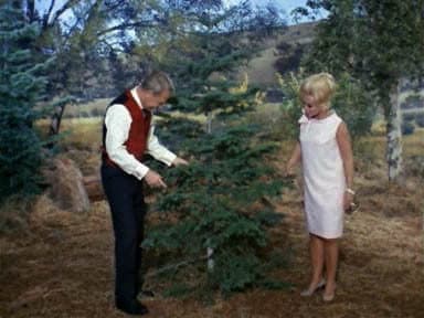 Still from An Old Fashioned Christmas