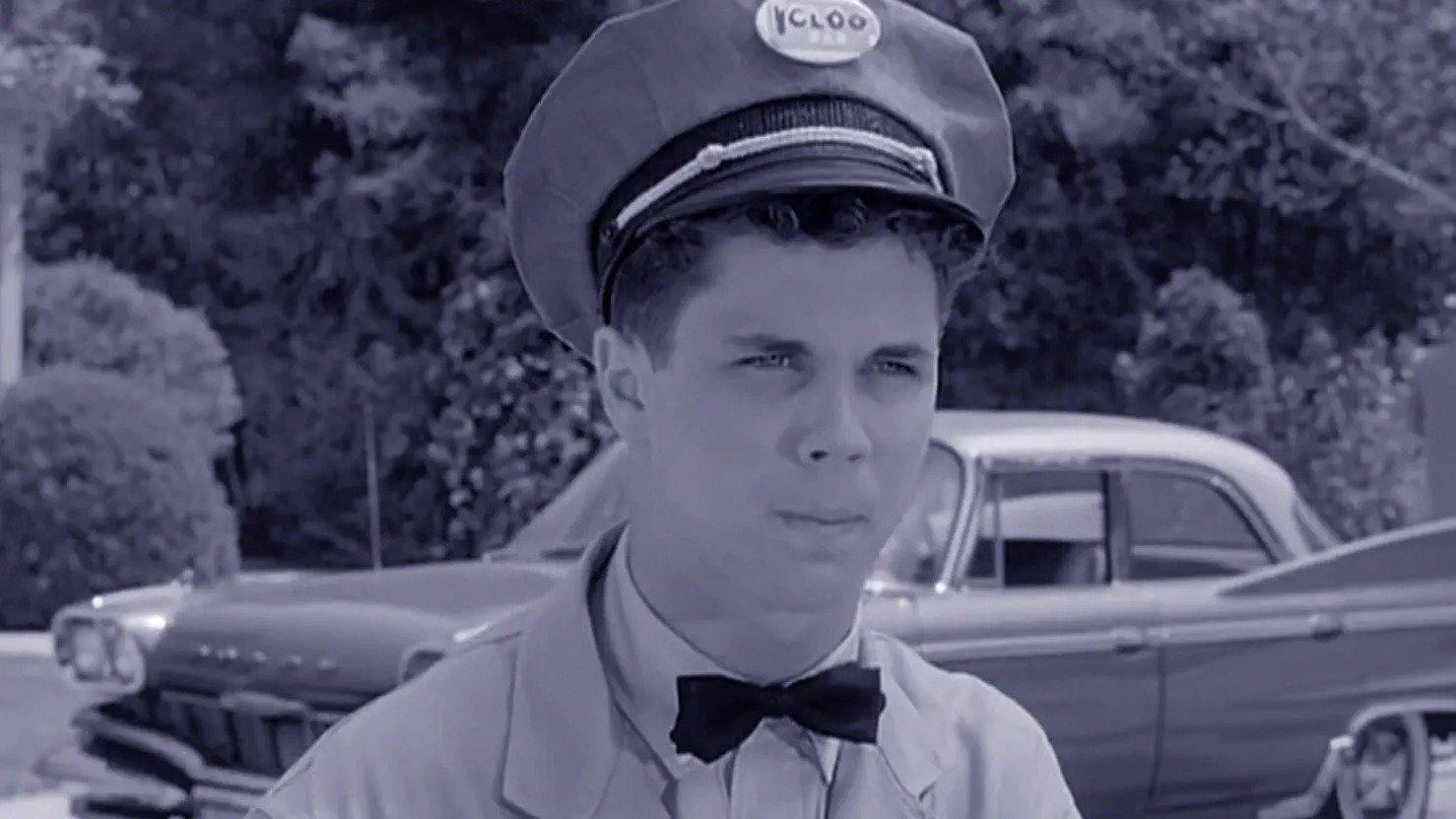 Still from Wally, the Businessman