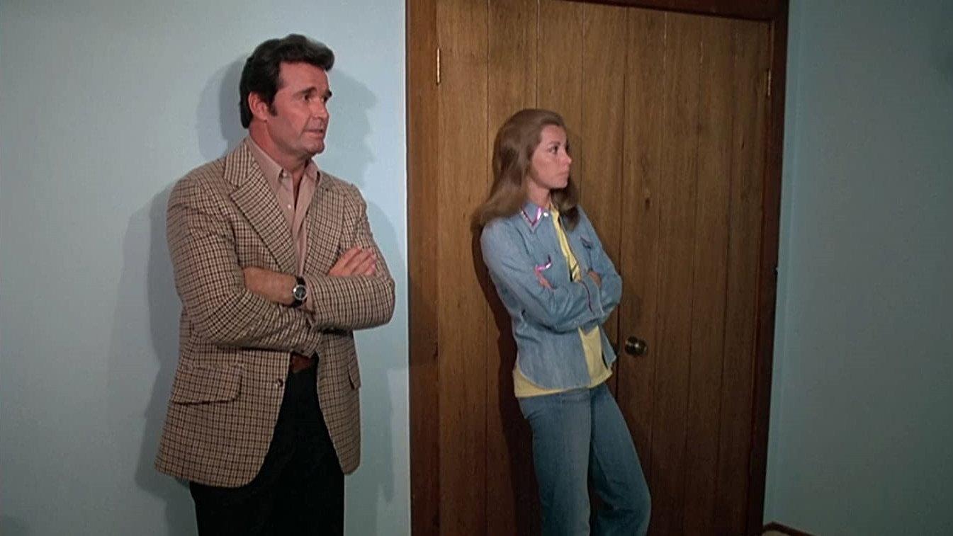 Still from The Real Easy Red Dog