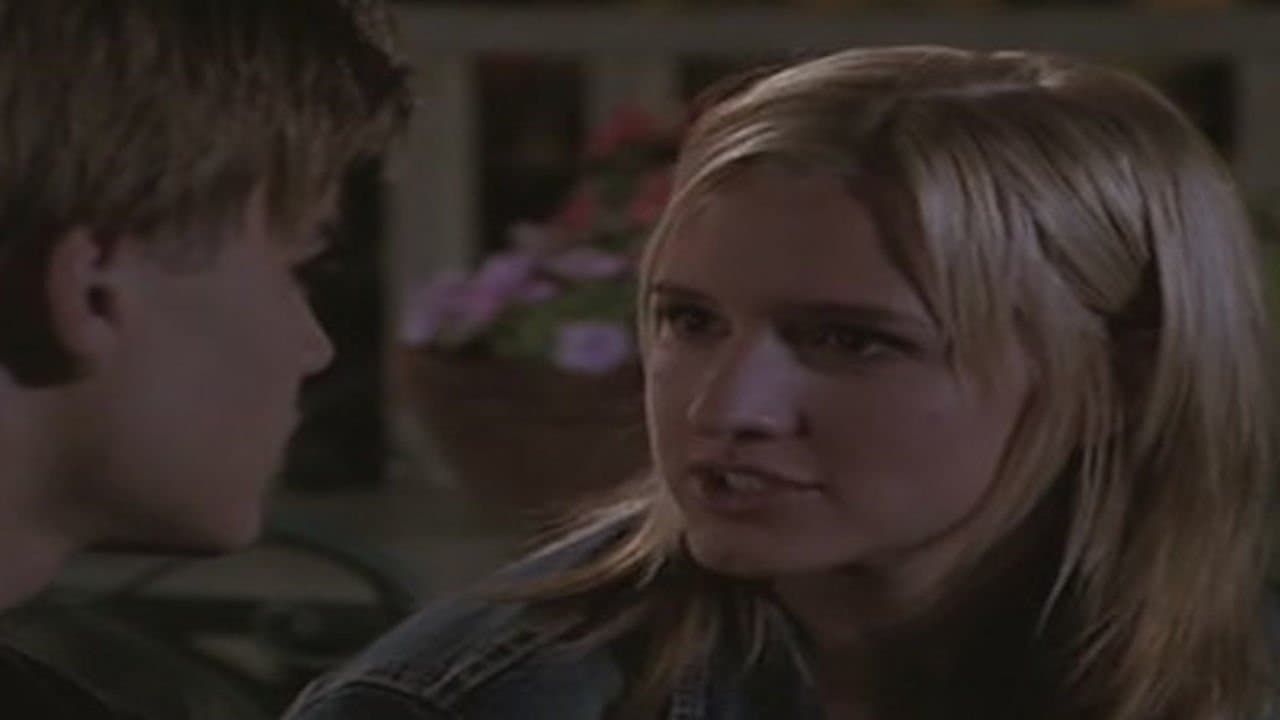Still from Monkey Business Deux (2)