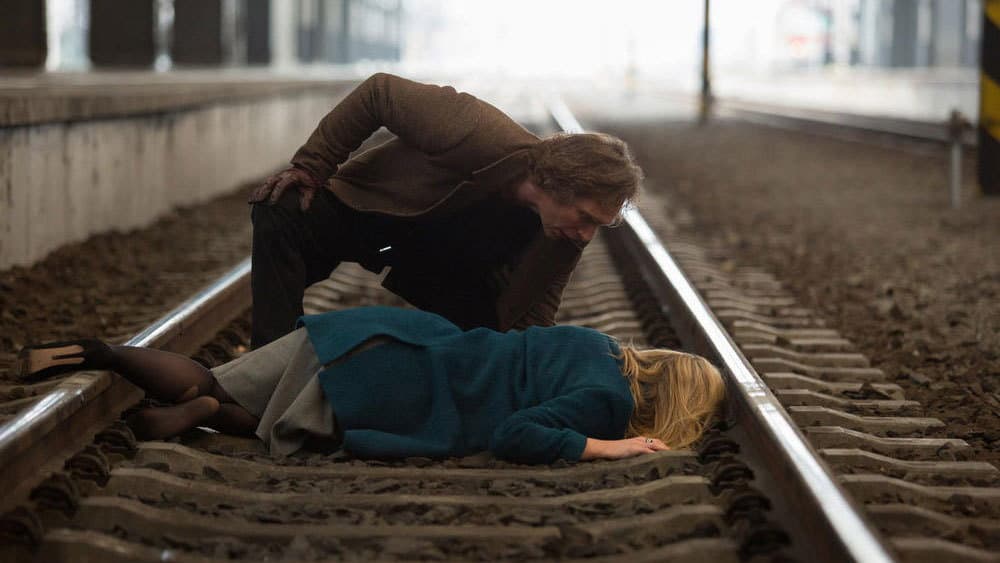 Still from The Velvet Glove