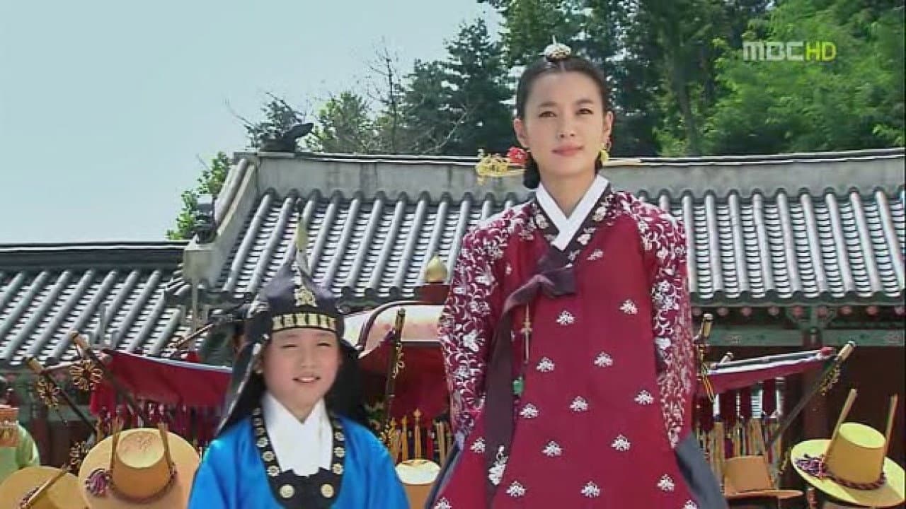 Still from Dong Yi and Her Son Come Back to The Palace