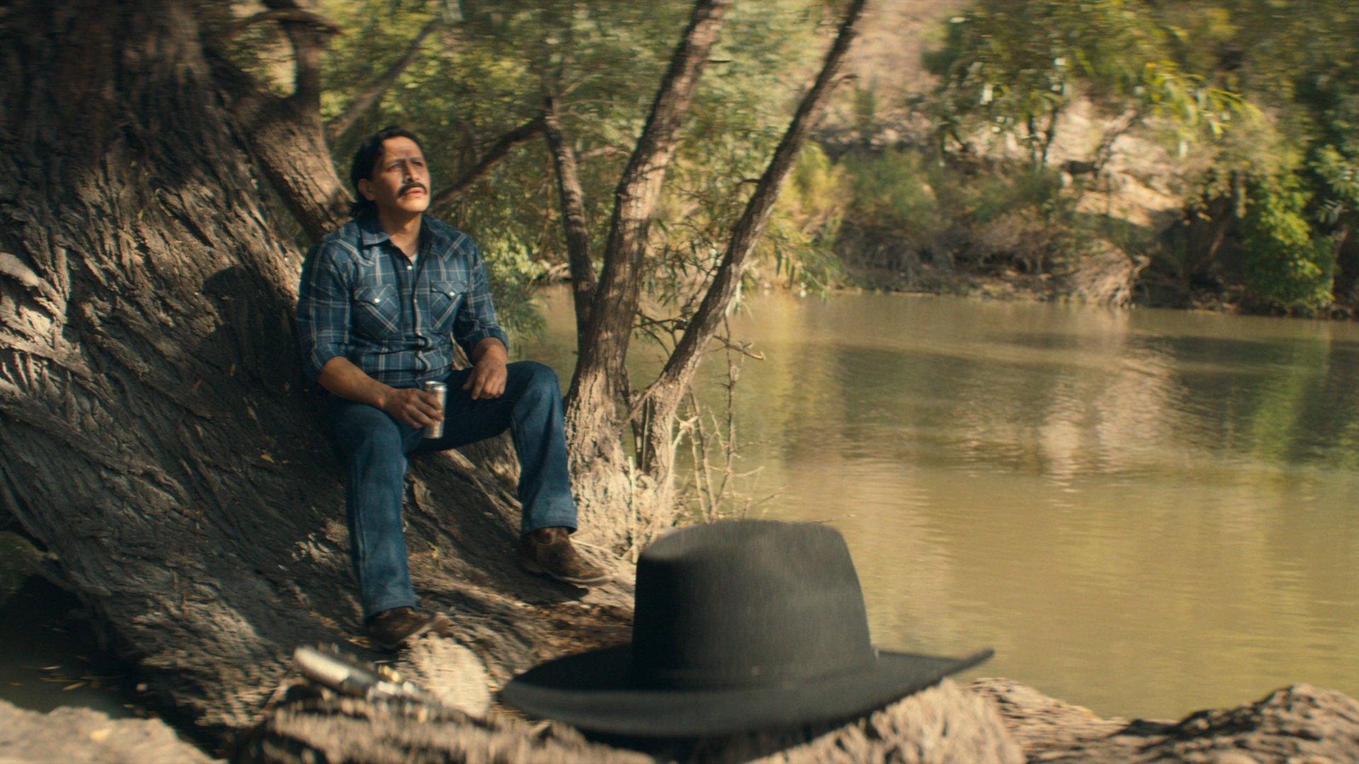 Still from Se Cayó El Sistema