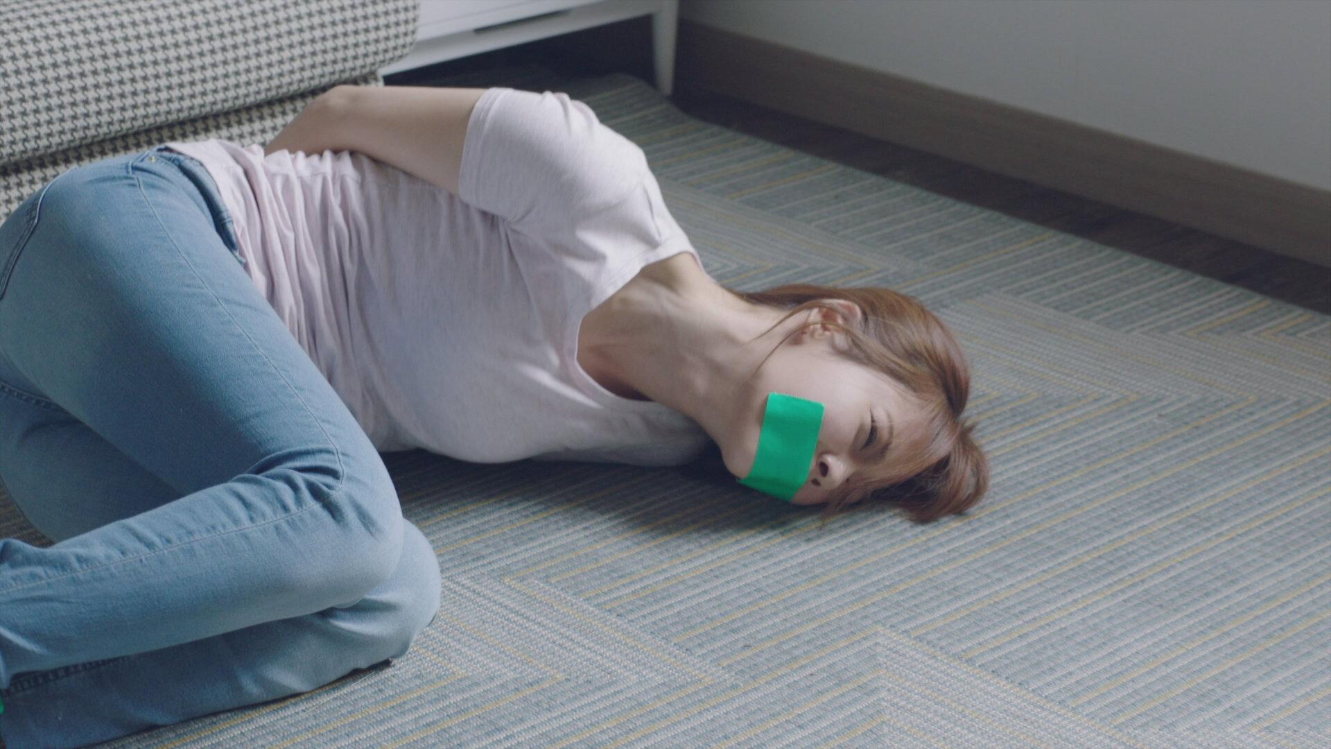 Still from If You Watch Closely, Everyone Has Special Circumstances #Earrings