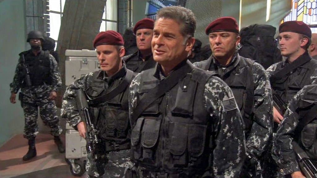 Still from The Siege (2)