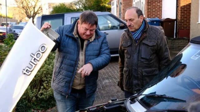 Still from Saab 900