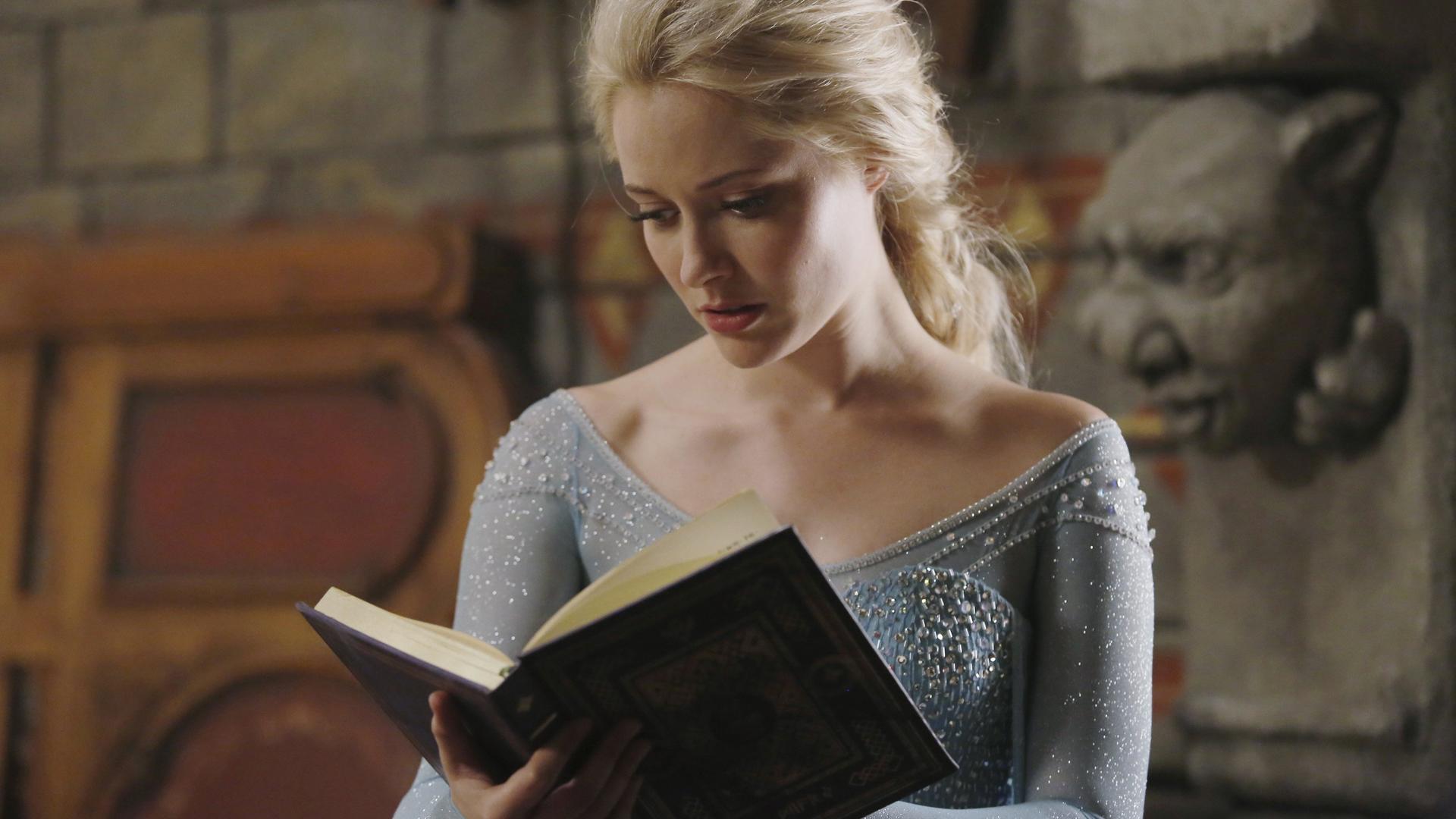 Still from A Tale of Two Sisters