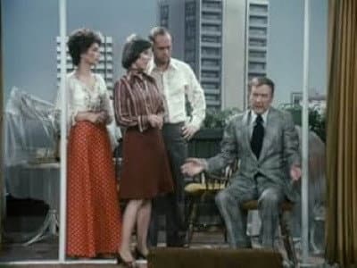 Still from Tobin's Back in Town