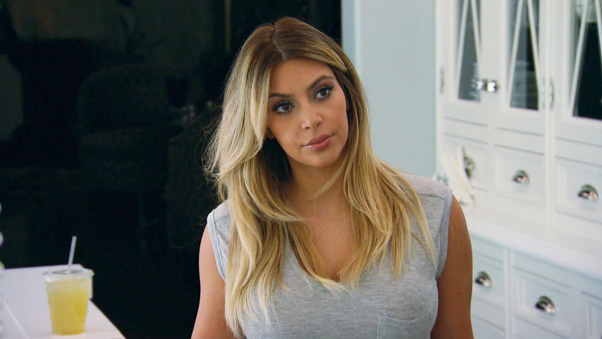 Still from How To Deal