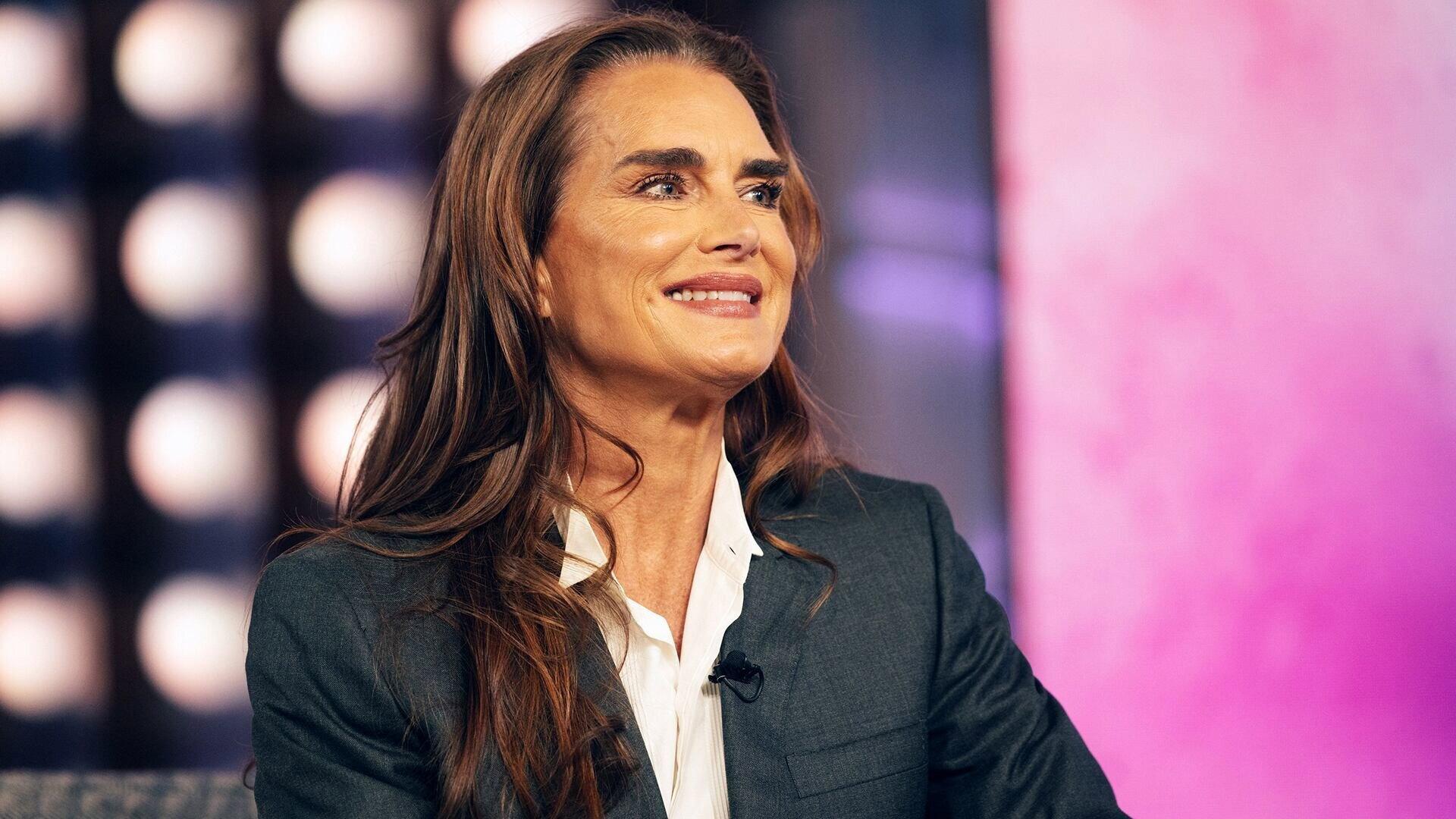 Still from Brooke Shields, Lee Jung-jae, Lee Byung-hun, Sofi Tukker