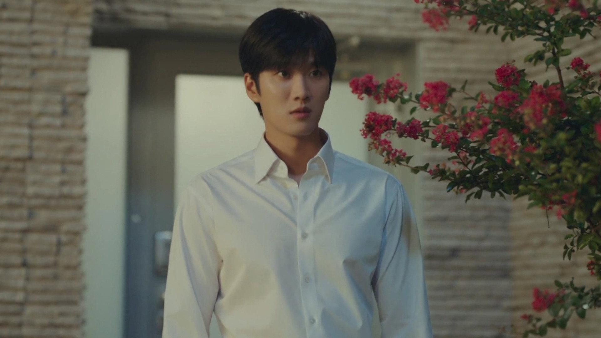 Still from The Agony of Parting With the One You Love