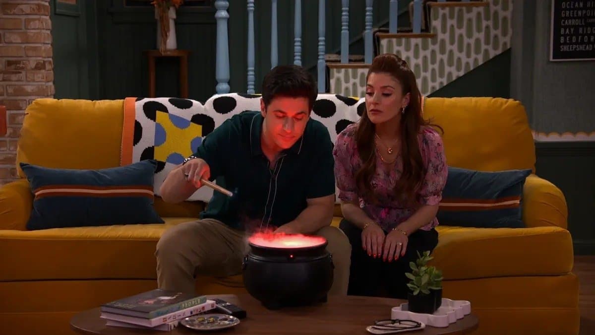 Still from The Wizard at the End of the World (1)