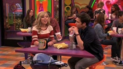 Still from iDate Sam & Freddie