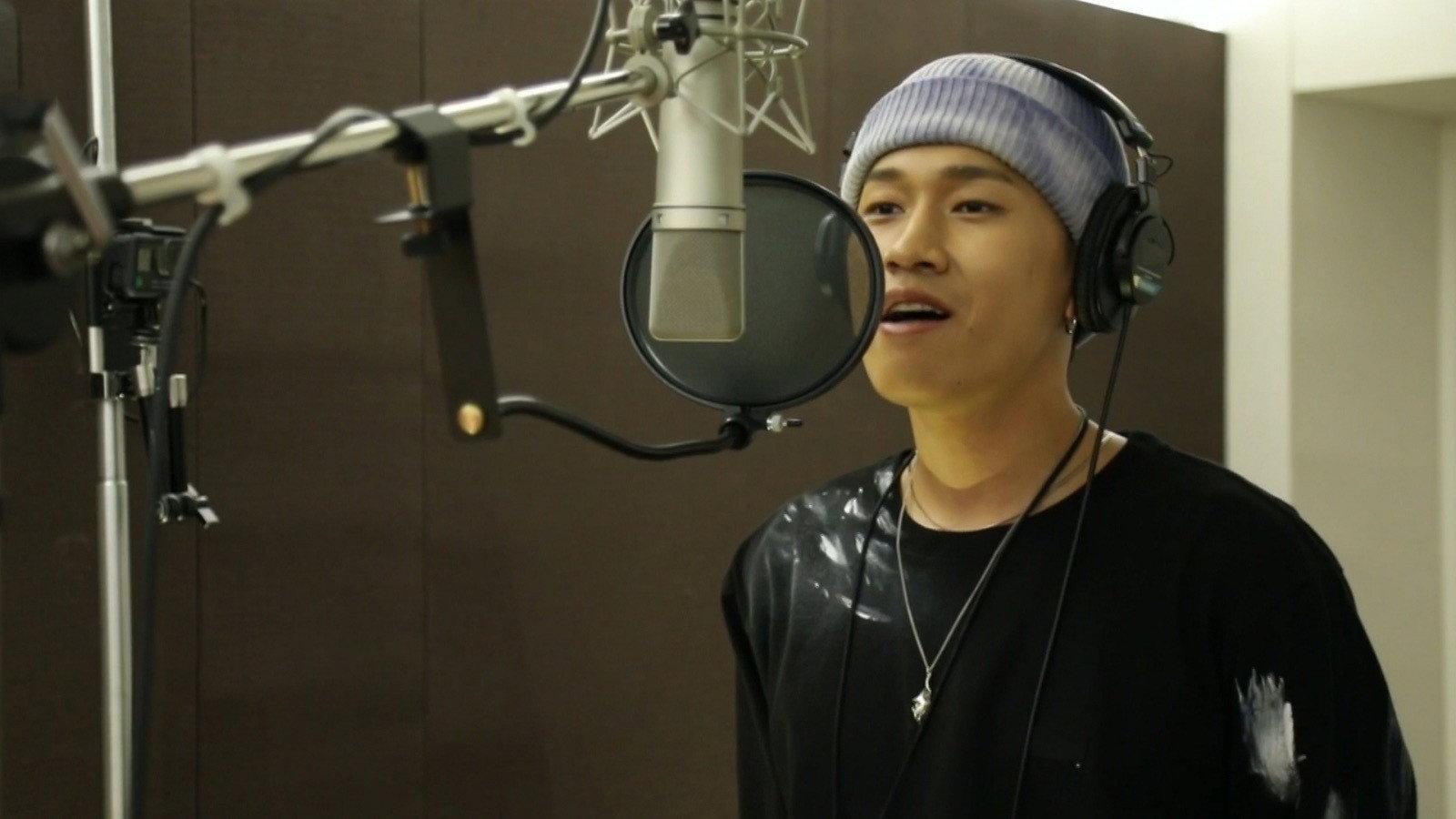 Still from Yoo-plash (4)