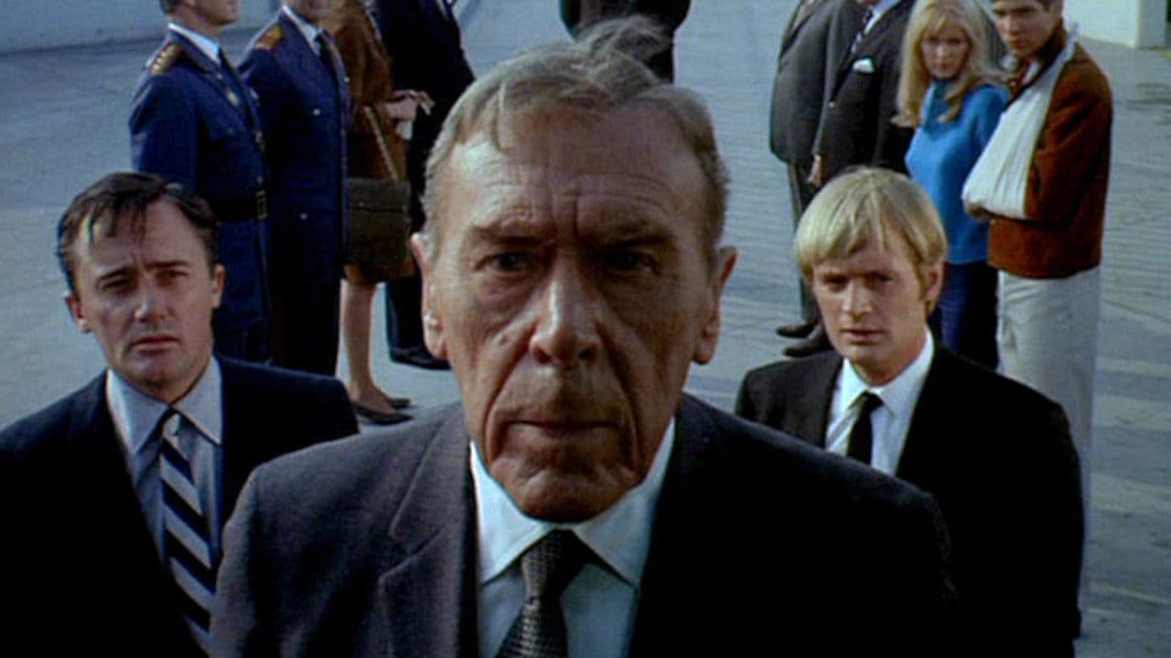 Still from The Seven Wonders of the World Affair (2)