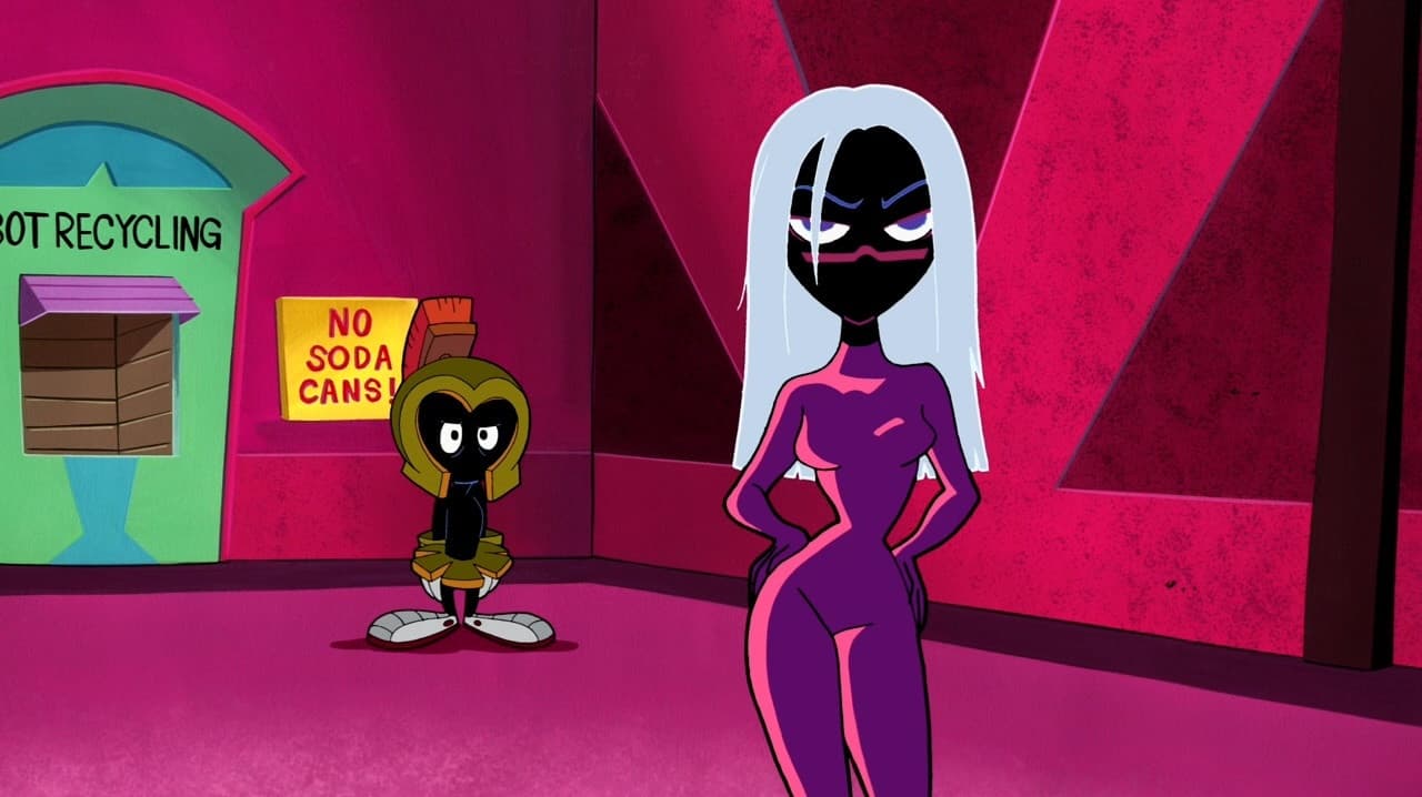 Still from The Queen is Wild