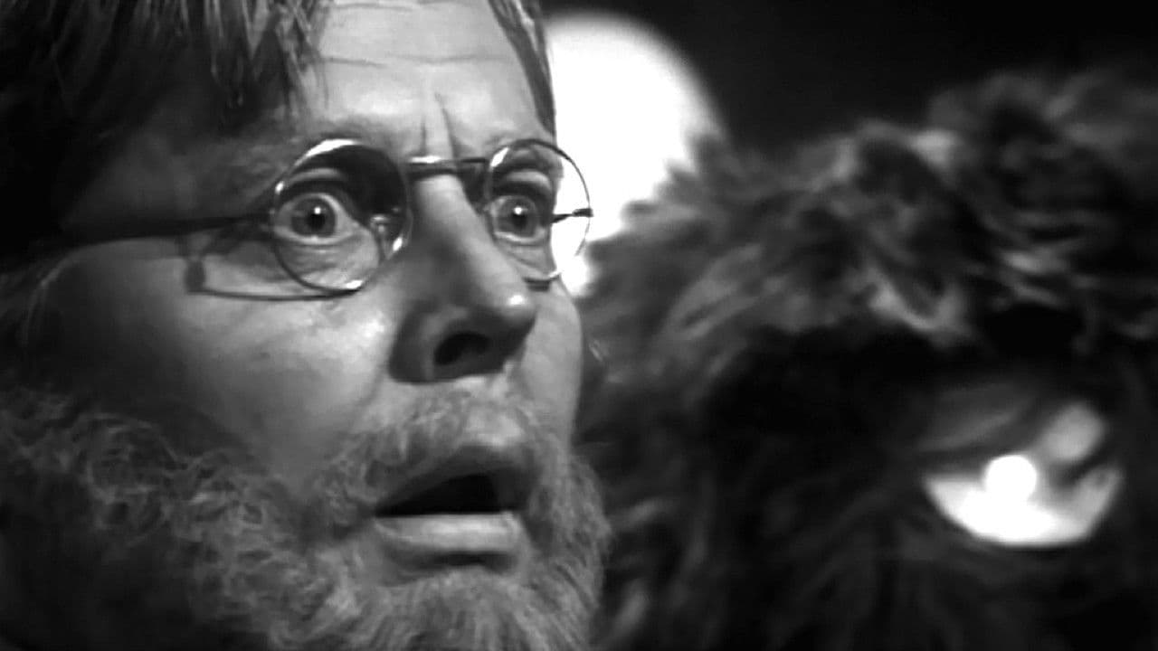 Still from The Web of Fear (5)