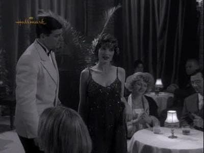 Still from Everybody Goes to Rick's