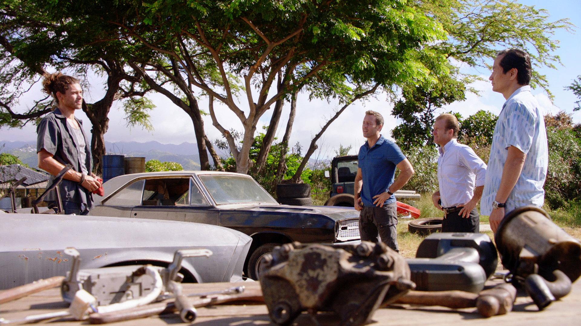 Still from Ka Luhi (The Burden)