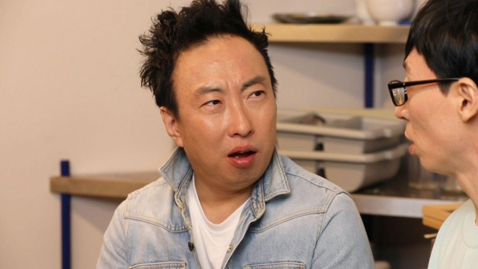 Still from Indoor Concert (6)// Chicken Doctor Yoo (2)