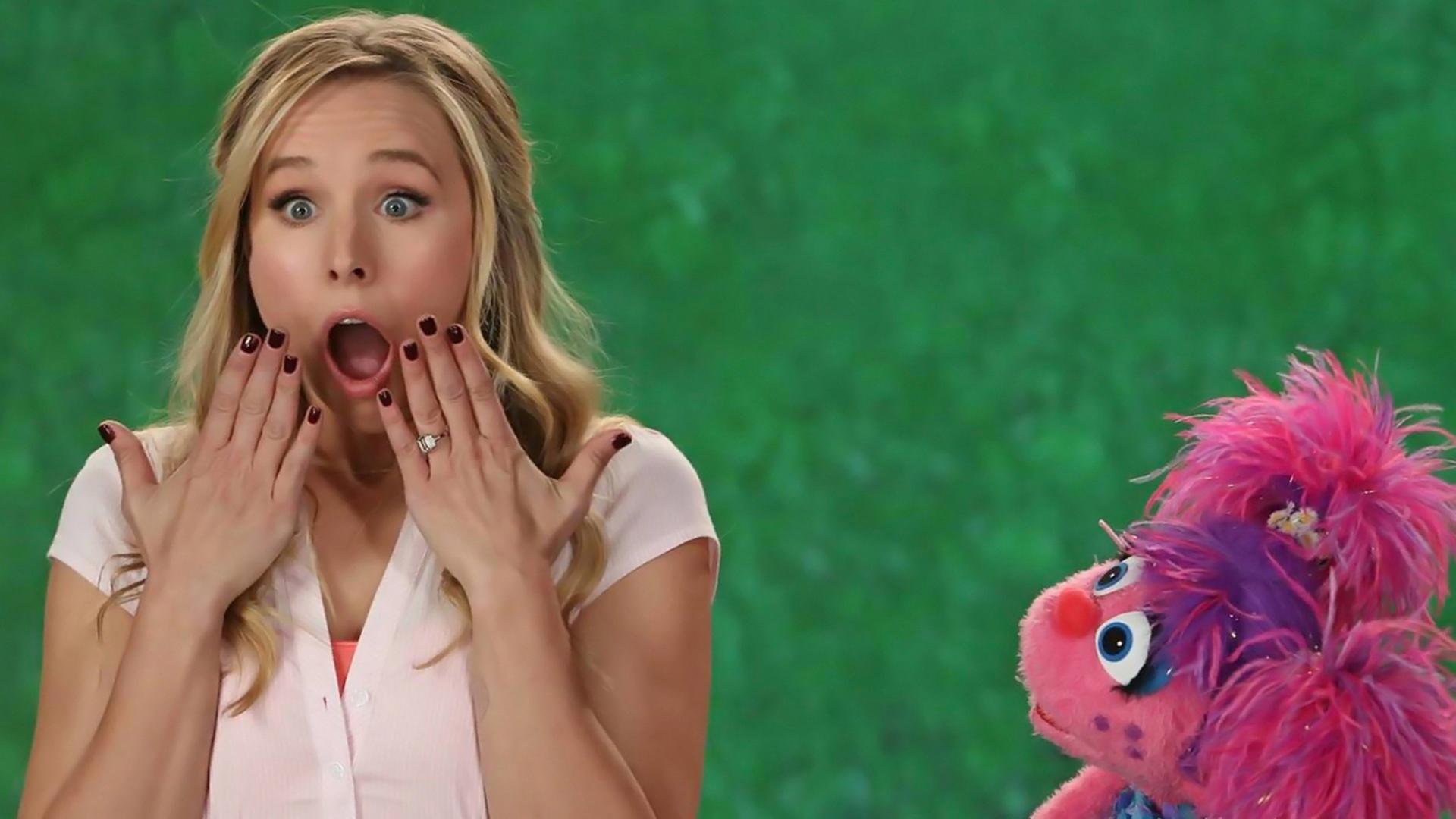 Still from Sesame Street-O-Saurus