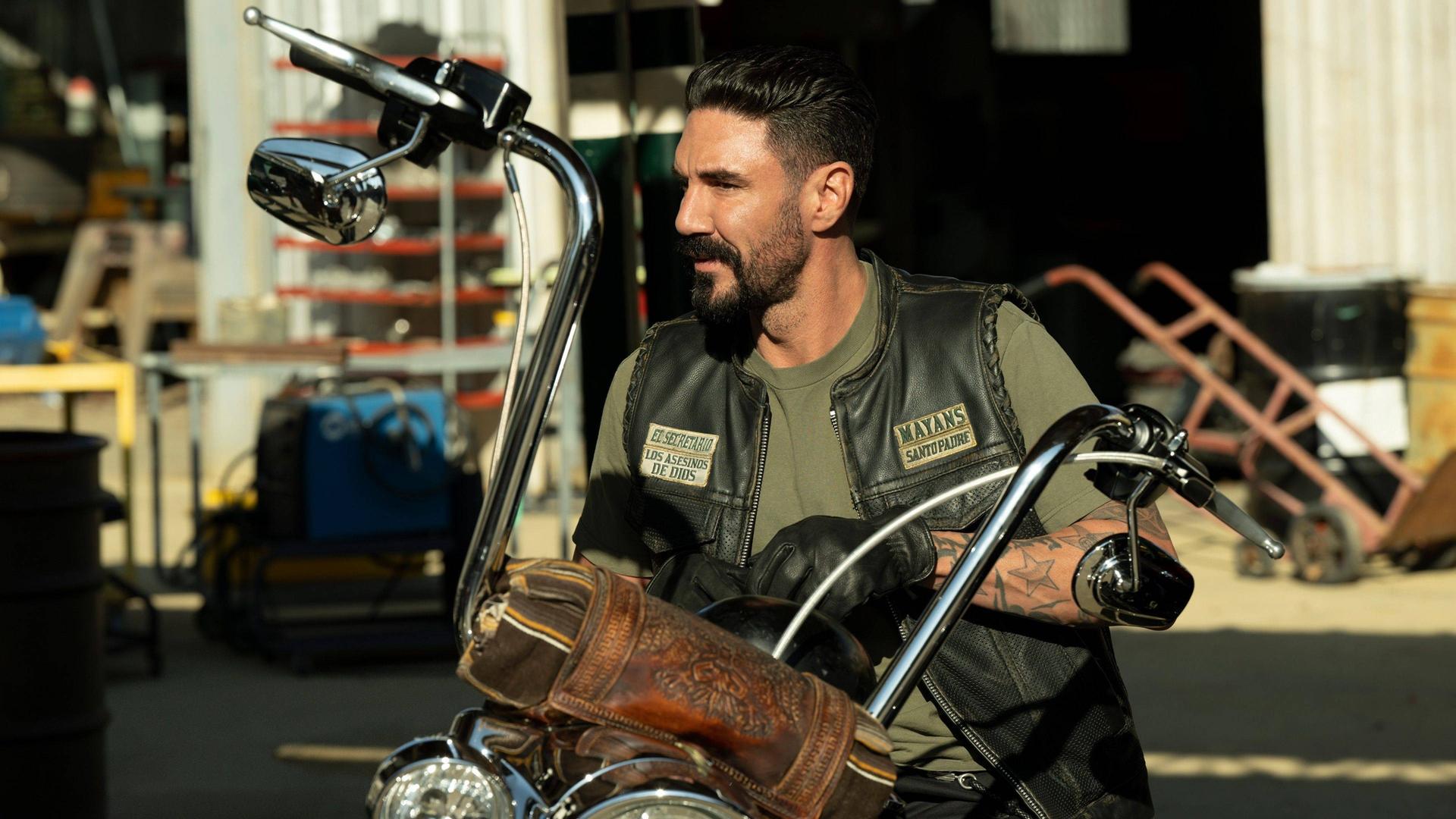 Still from I Hear the Train A-Comin