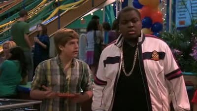 Still from Party On !