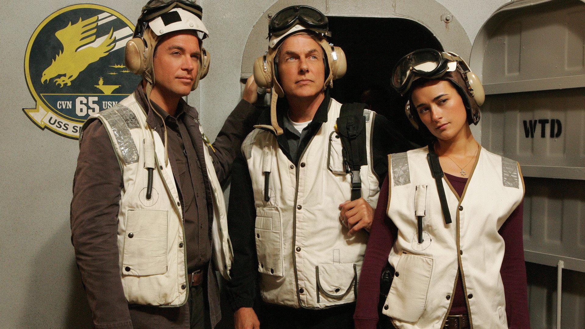 Still from Agent Afloat
