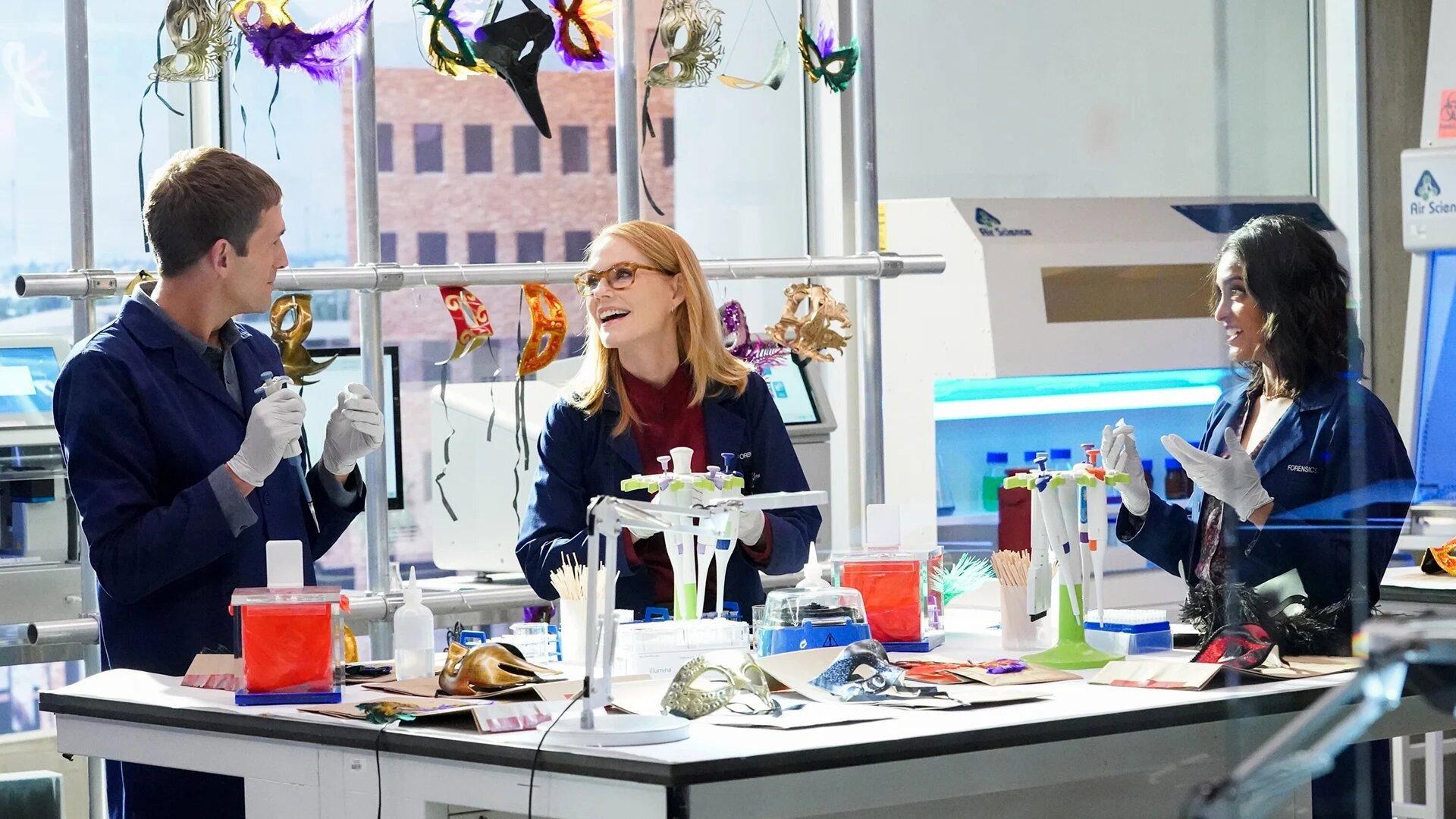 Still from Fractured