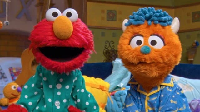 Still from Elmo and Rudy Make a Fort