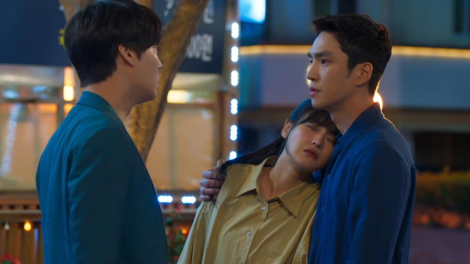 Still from Kang Woo Bullies Seo Yeon
