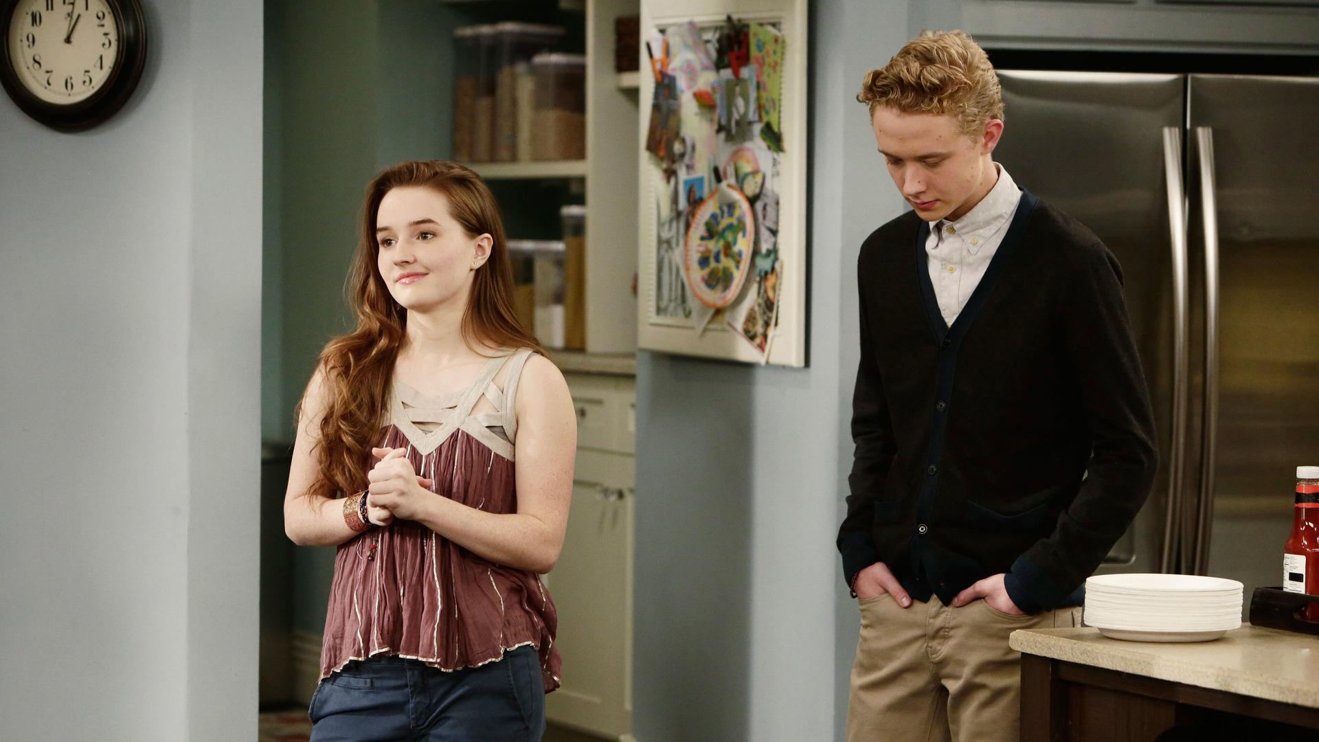 Still from Vanessa Fixes Up Eve