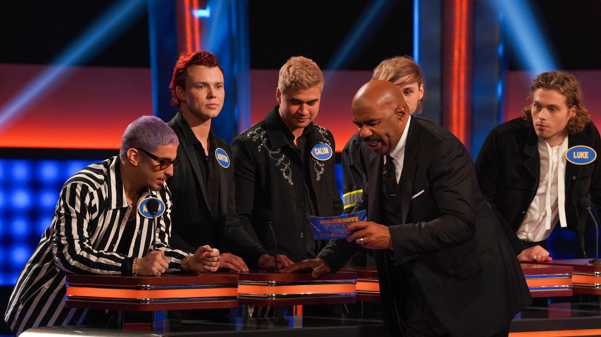 Still from The Chainsmokers vs 5 Seconds of Summer and Boris Kodjoe & Nicole Ari Parker vs Roselyn Sanchez & Eric Winter