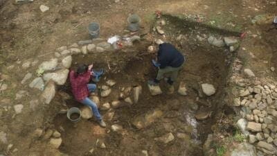 Still from Heavy Lifting