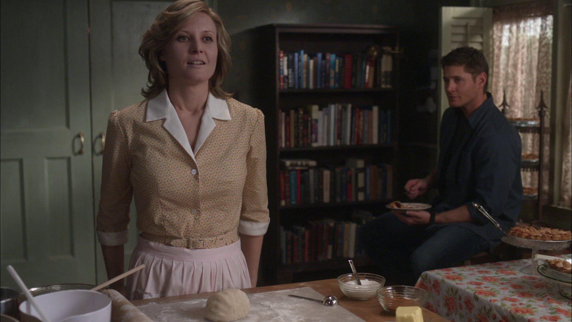 Still from Dead Men Don't Wear Plaid