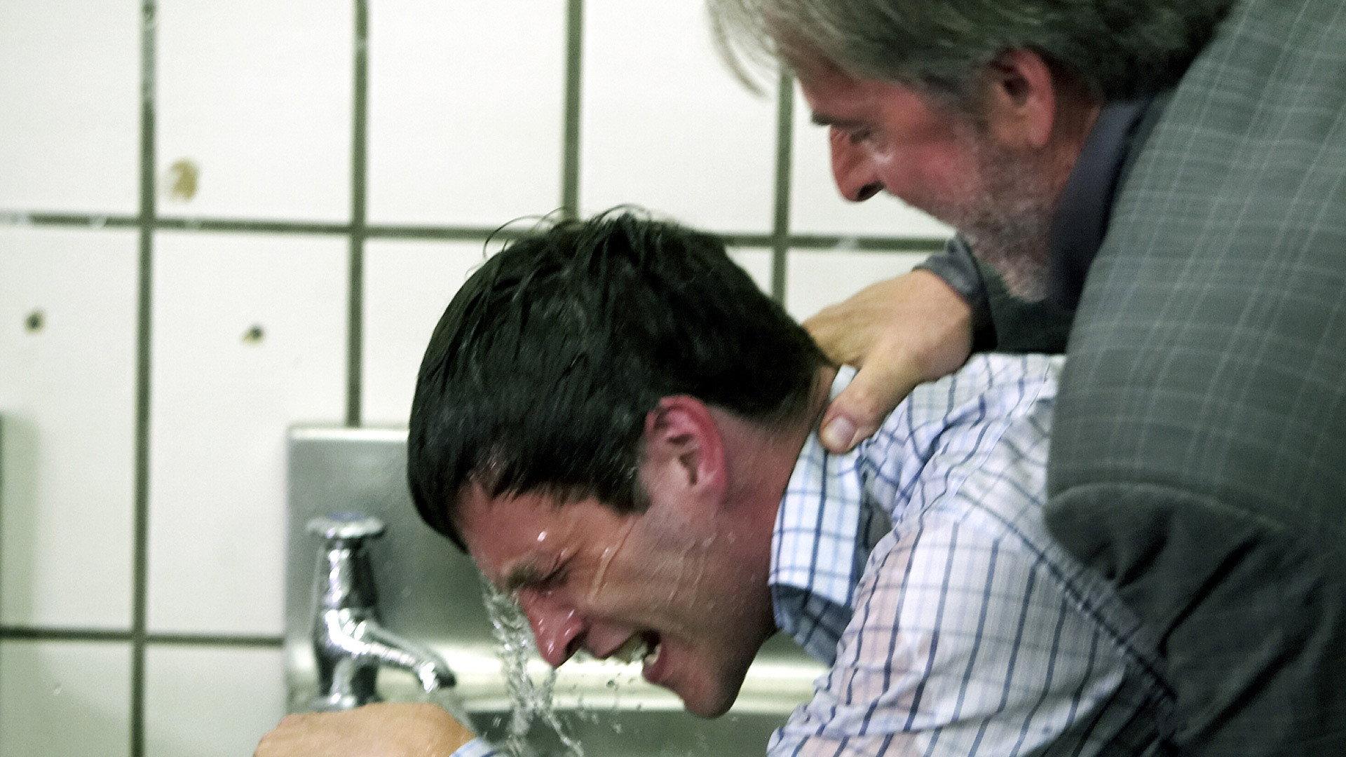 Still from Undertow (2)