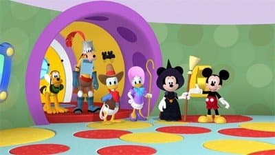 Still from Mickey's Treat