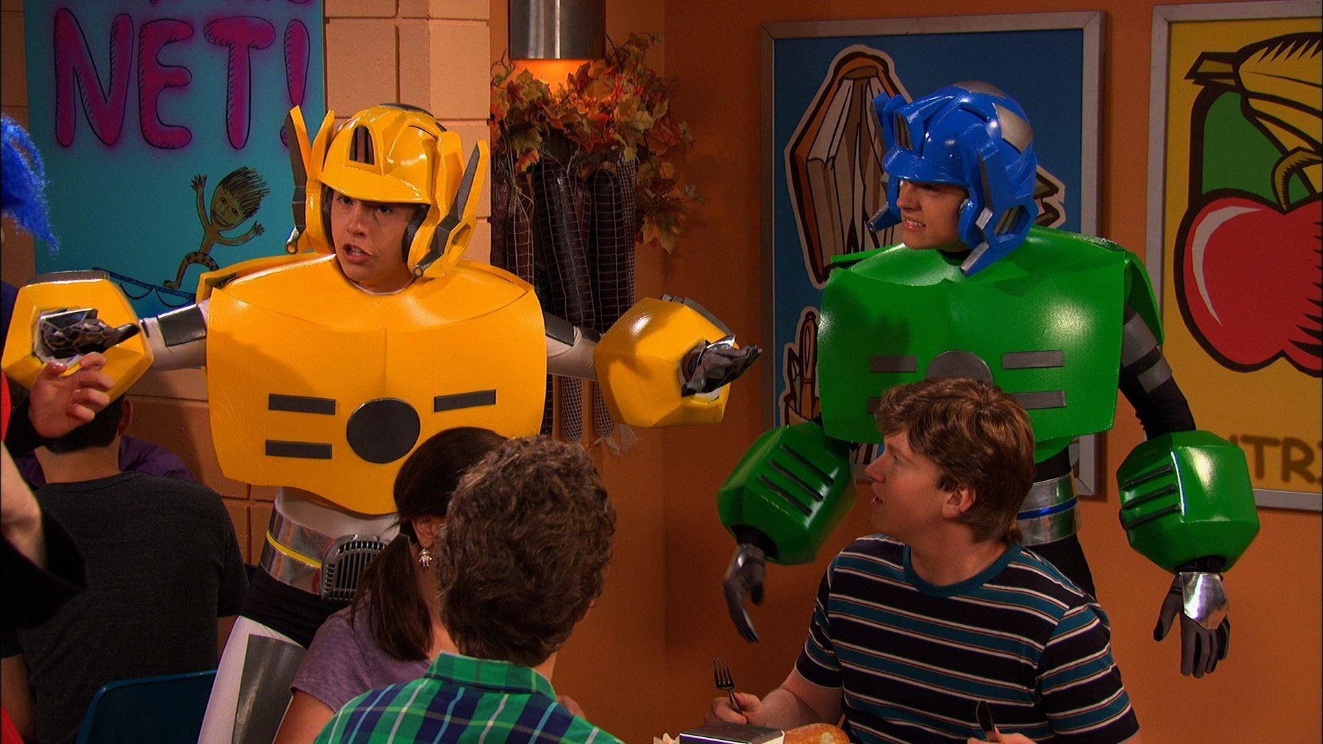 Still from Cole and Dylan Sprouse