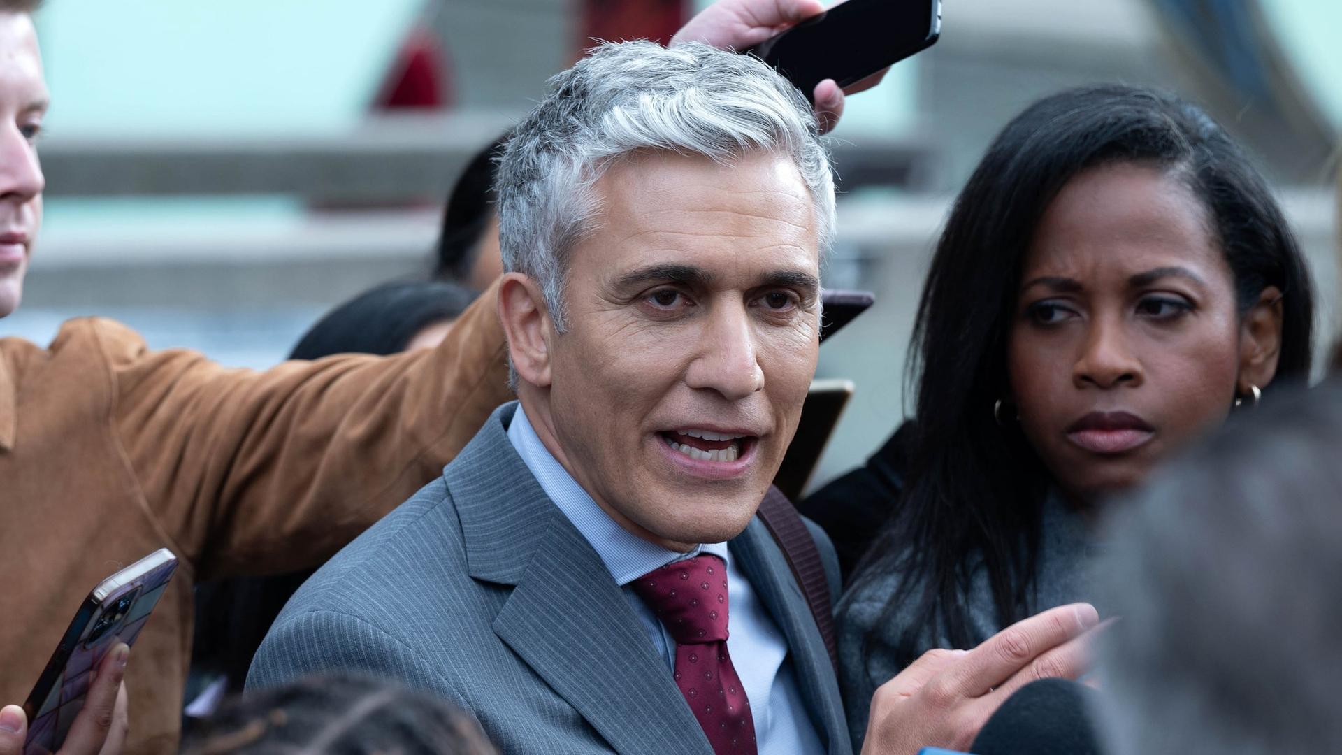 Still from Crack Reporter
