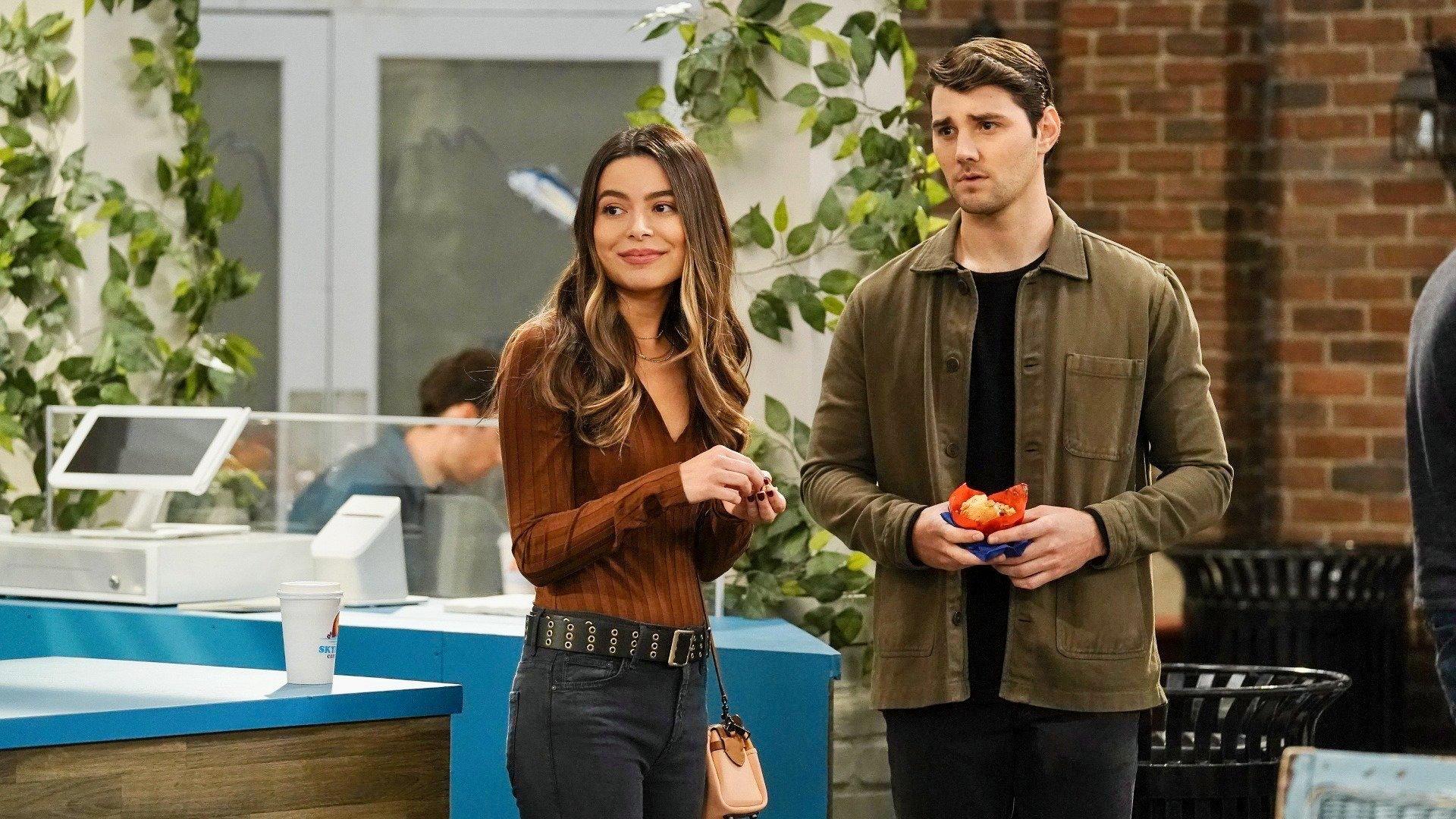 Still from iHate Carly