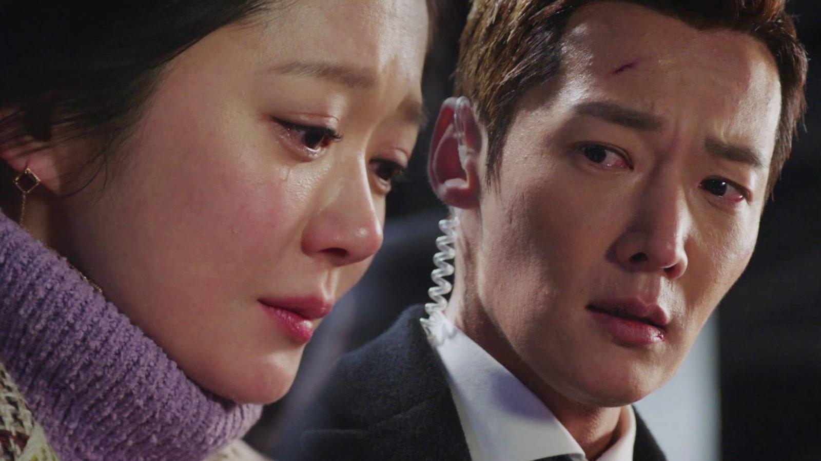 Still from Pil Joo Finds Wang Shik