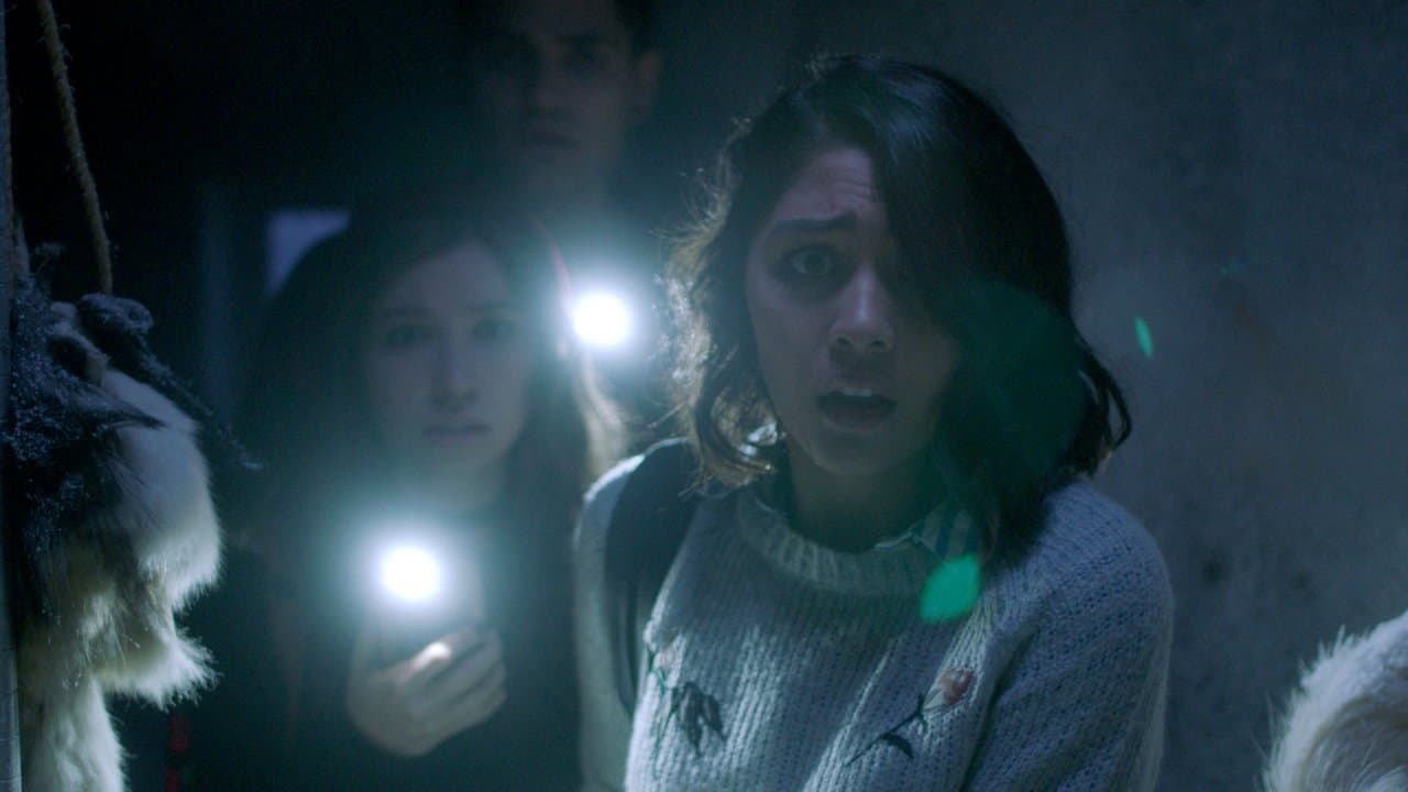 Still from Mirror Image