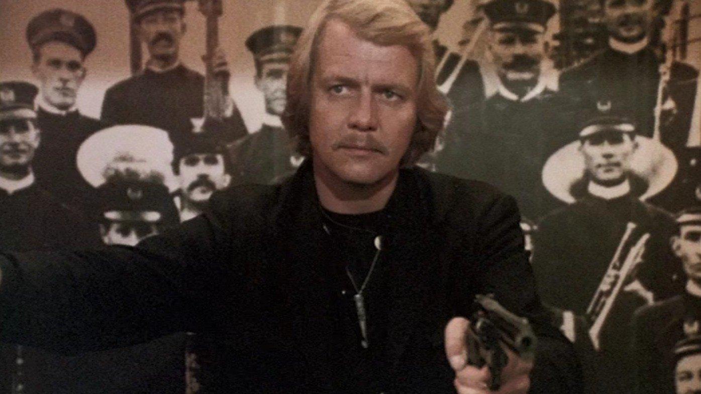 Still from Targets Without a Badge (a.k.a. The Snitch) (1)