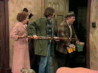 Still from Gloria Sings the Blues